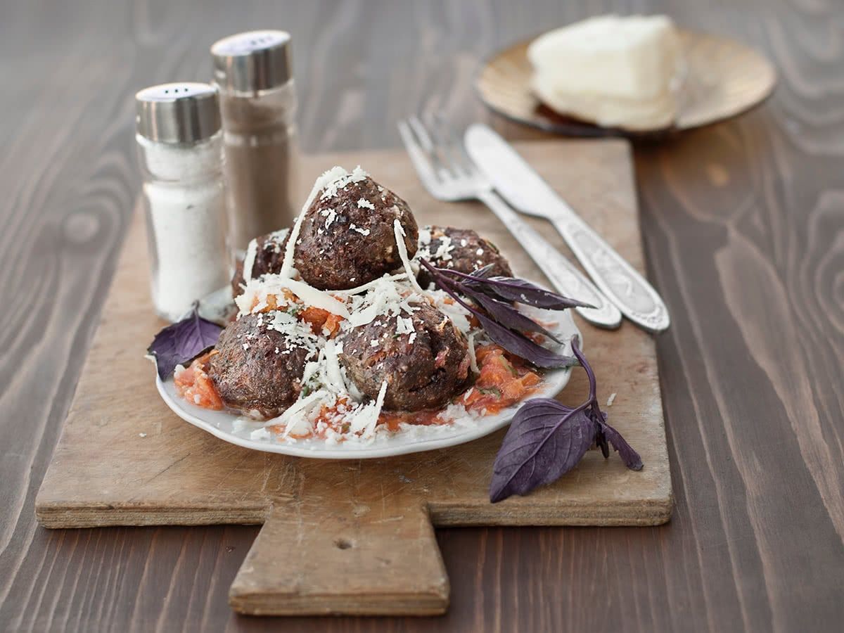 Veal and Ricotta Meatballs with vegetables